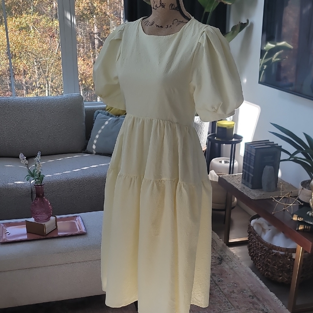 Elegant Butter Yellow Puff Sleeve Dress